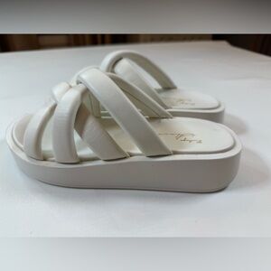 Vintage Havana Day Dream Sandals size 7 white